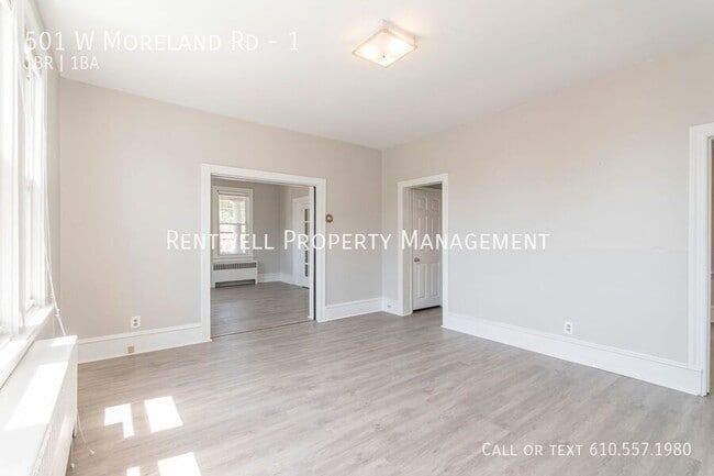 Building Photo - 501 W Moreland Rd