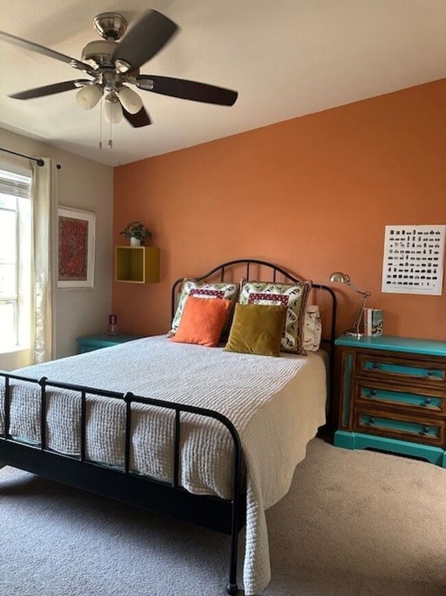Building Photo - Fully Furnished 3-Bedroom Home with Spacio...