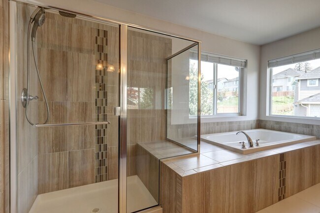 Building Photo - 4 Bedroom Home with Open Den, Living & Family Rooms – Space for Everyone