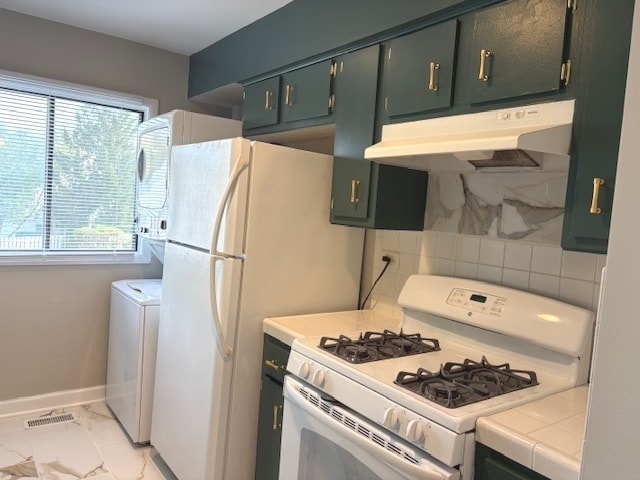 Building Photo - 2S717 Winchester Cir N