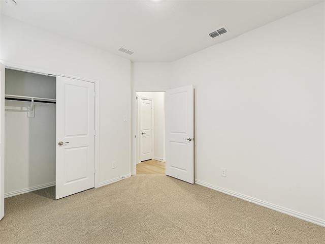 Building Photo - 506 Cottner Dr