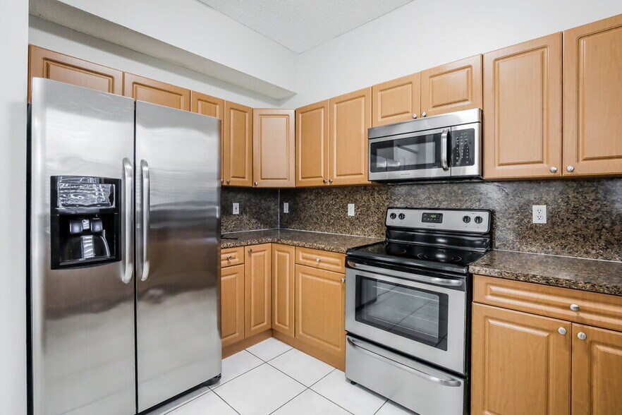 Building Photo - 103 SW 164th Ave