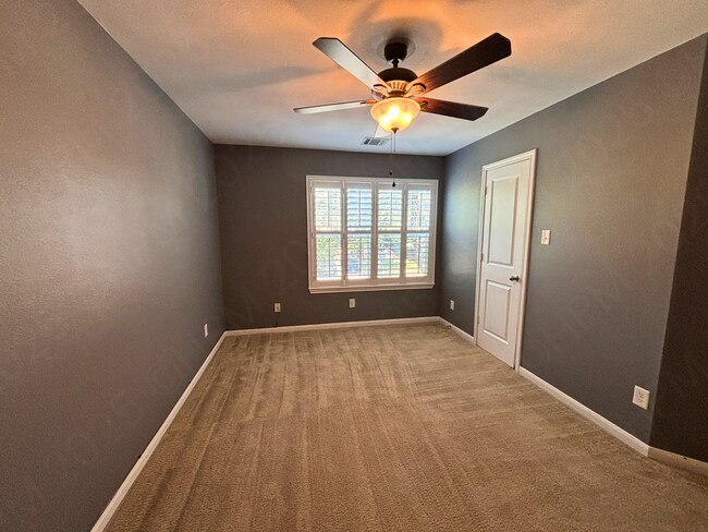 Building Photo - 21711 Thunder Basin