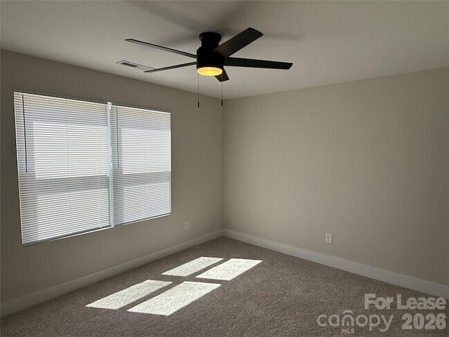 Building Photo - 1211 Tower Dr