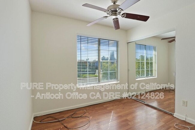 Building Photo - 2304 Yorkshire Ct