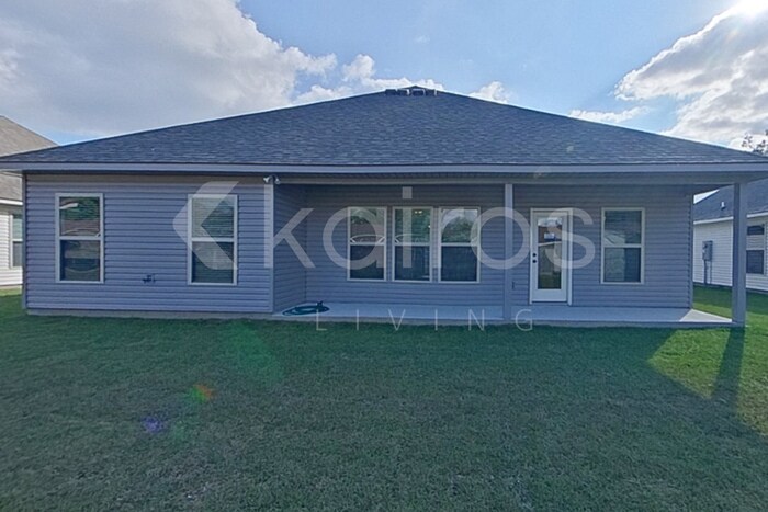 Building Photo - 123 Salvat Dr
