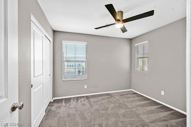 Building Photo - 2823 Turnstone Ridge St