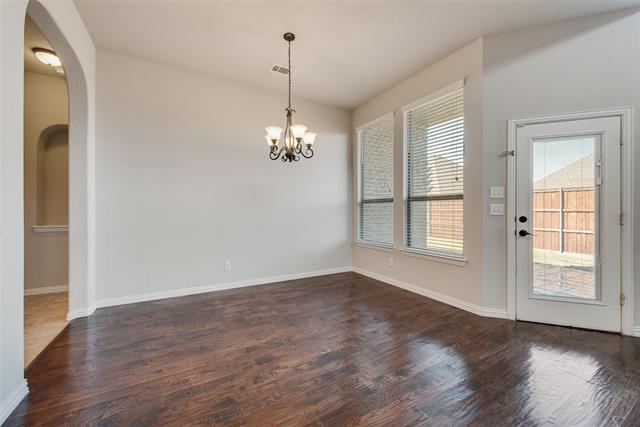 Building Photo - 417 Sagebrush Ln