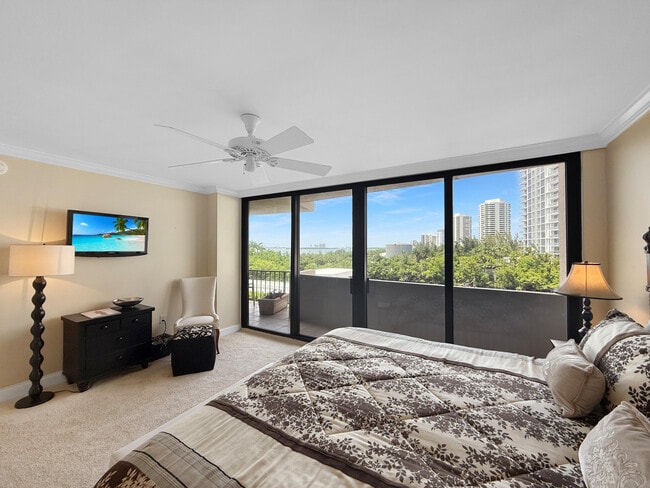 Building Photo - 4200 N Ocean Dr
