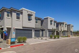 Building Photo - Avalon Townhomes