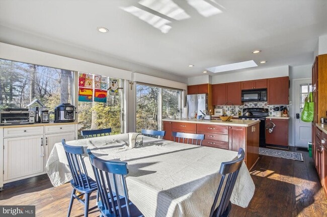 Building Photo - 7309 Pinecastle Rd