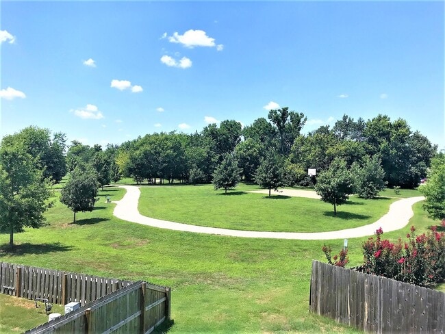 Building Photo - 4356 W Serviceberry Dr
