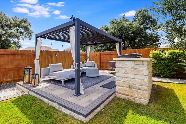 Building Photo - 2613 Longhorn Ranch Ct