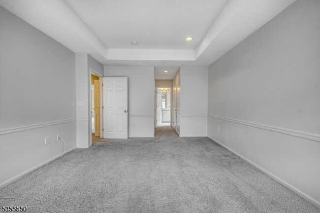 Building Photo - 60 Brock Ln