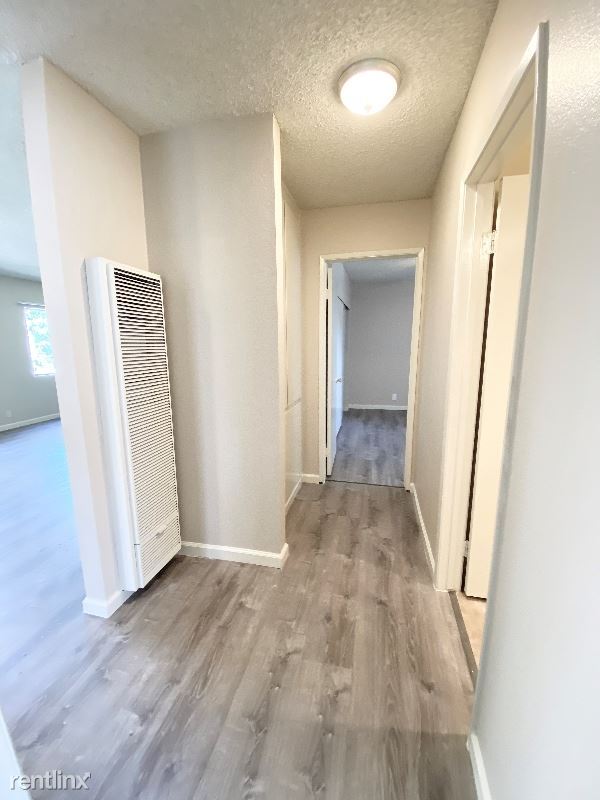 Building Photo - 1425 E Orange Grove Blvd