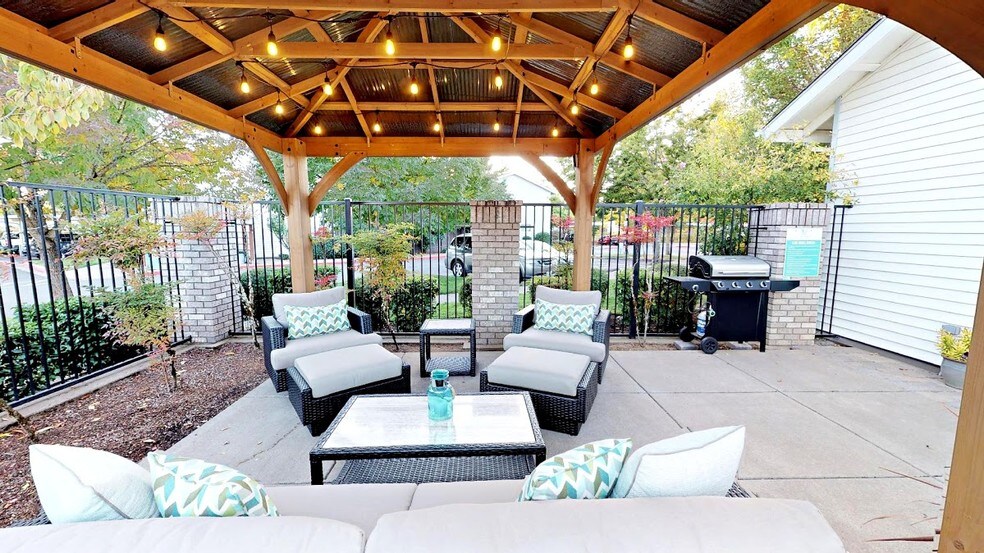 Jenna Village Apartments 4885 Aster St Springfield OR 97478