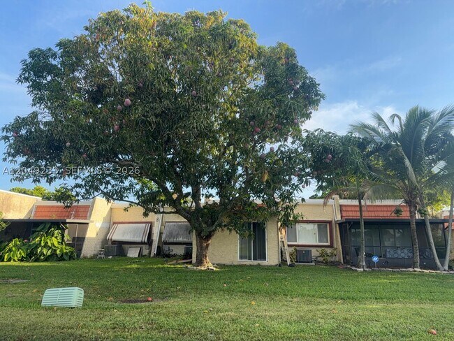 Building Photo - 9536 Oakburst Ln