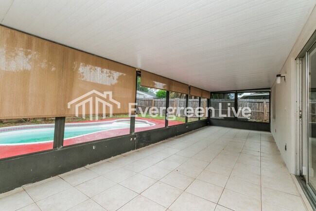 Building Photo - 11507 Smokethorn Dr