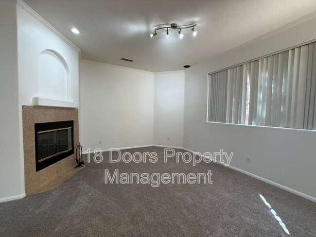 Building Photo - 1935 Felspar St