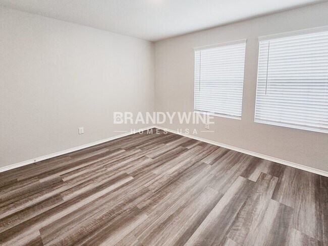 Building Photo - 7018 Winding Shelf