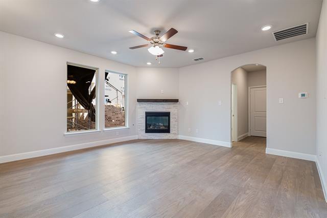 Building Photo - 1725 Blakely Pl