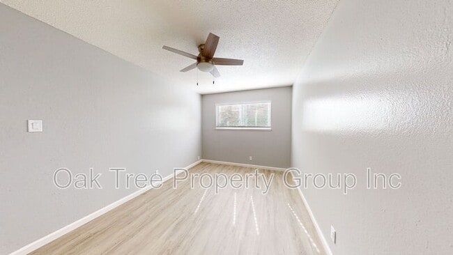 Building Photo - 312 Rodeo Ave