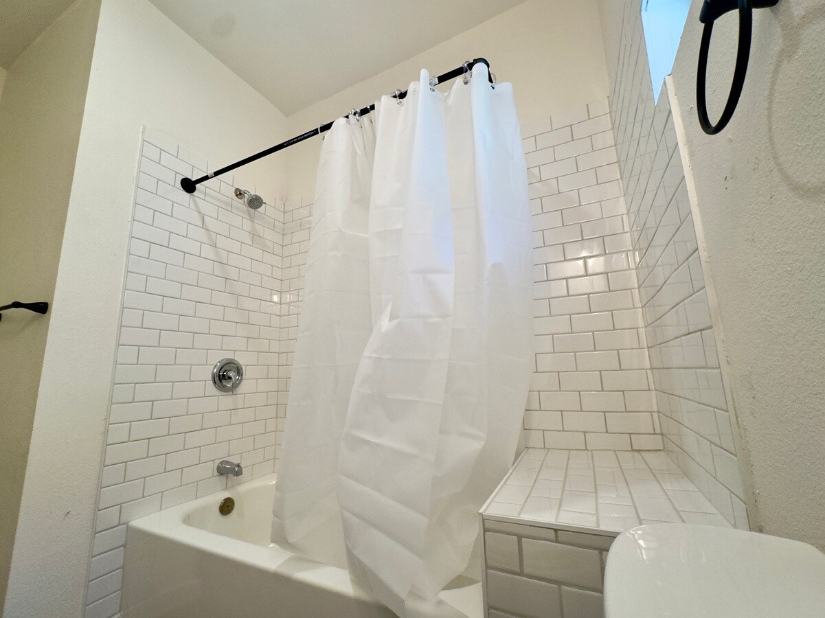 Building Photo - 3641 West St