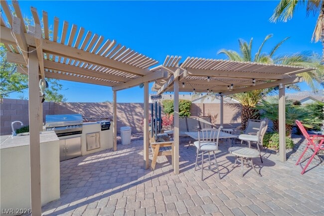 Building Photo - 5720 Al Fresco Ave