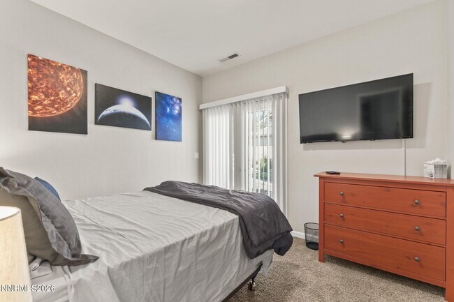 Building Photo - 10640 Arbor Way