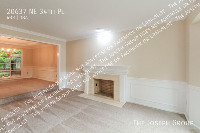 Building Photo - 20637 NE 34th Pl
