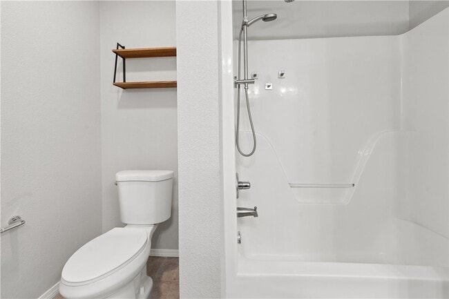 Building Photo - 15 Rillington Dr