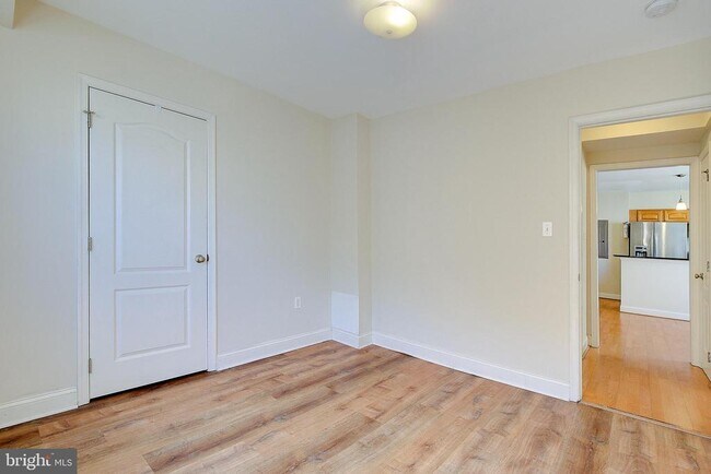 Building Photo - 738 Longfellow St NW