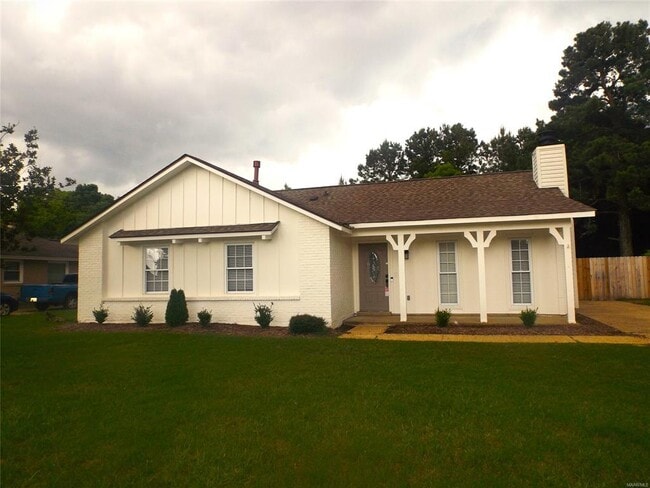 Primary Photo - 218 Amanda Ln