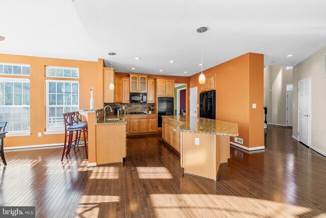 Building Photo - 206 Markham Ct