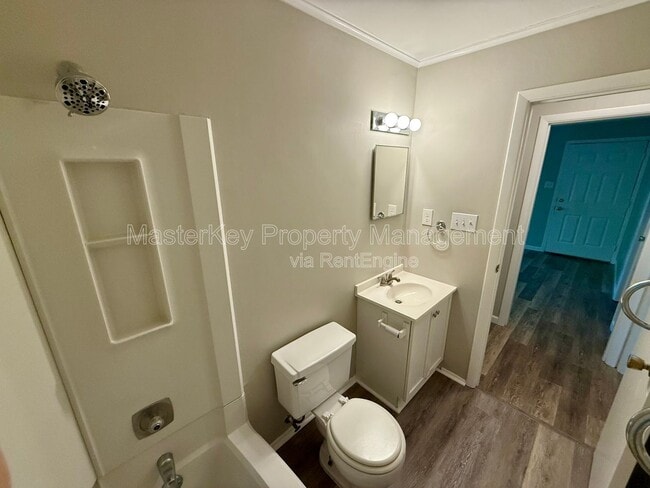 Building Photo - 345 Byrum St