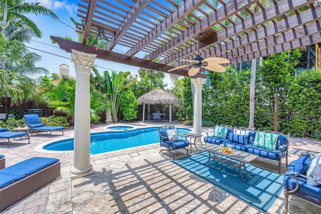 Building Photo - 3316 NE 16th St