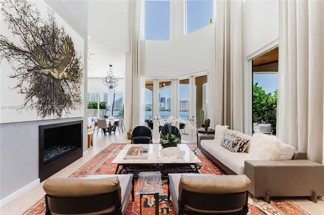 Building Photo - 3916 Island Estates Dr