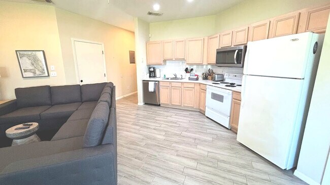Building Photo - 9970 Perfect Dr
