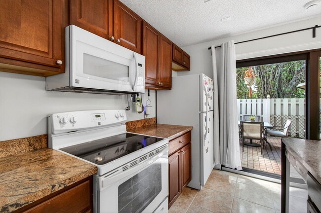 Building Photo - 22380 Pineapple Walk Dr