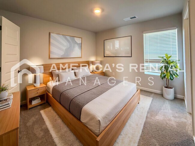 Building Photo - 651 Antler Wy