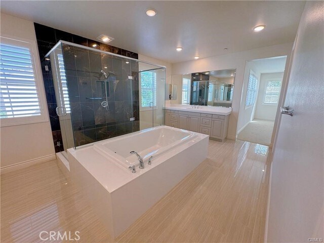 Building Photo - 224 Geyser