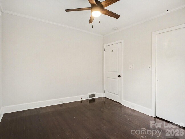 Building Photo - 782 Union St S