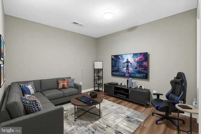 Building Photo - 5617 Gosling Dr