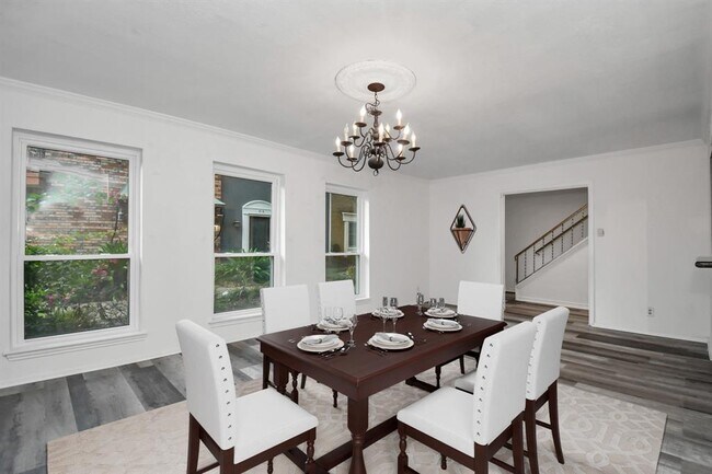 Building Photo - 11525 Burdine St