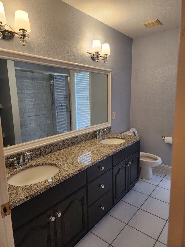 Building Photo - 101 Serenity Ct