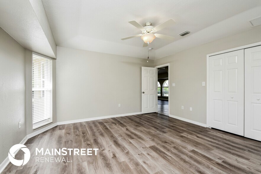 Building Photo - 2810 Beloit Terrace