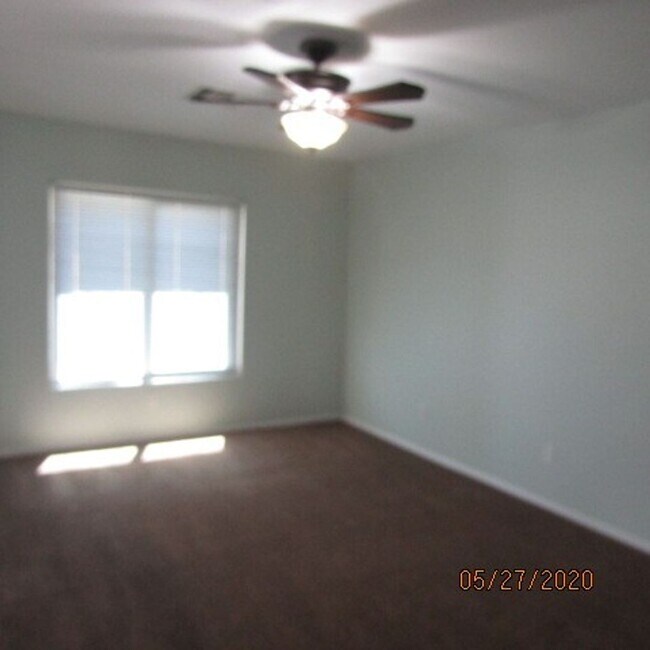 Building Photo - Single Story 3 bedroom Home in Great Location