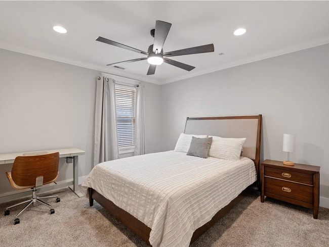 Building Photo - Live in the heart of The Nations in this beautifully maintained 3-bedroom, 2.5-bath home, 2 Car C...