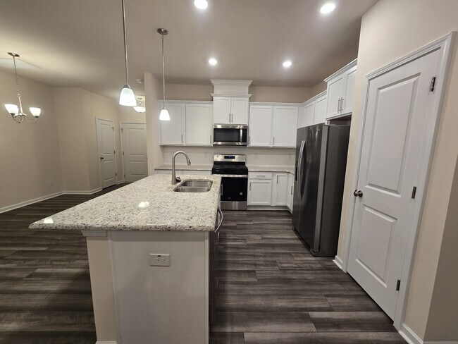 Building Photo - 4028 Beckton Trl