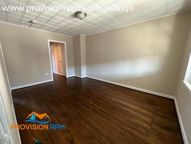 Building Photo - 928 Victory Ave